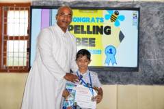 Spelling-bee-award-celebration-in-class